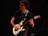 Steve Vai (live)