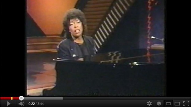 Roberta Flack - Killing Me Softly whit His Song