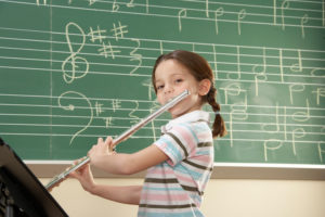 Più musica nelle scuole: per l’educazione musicale stanziati 2 milioni di euro